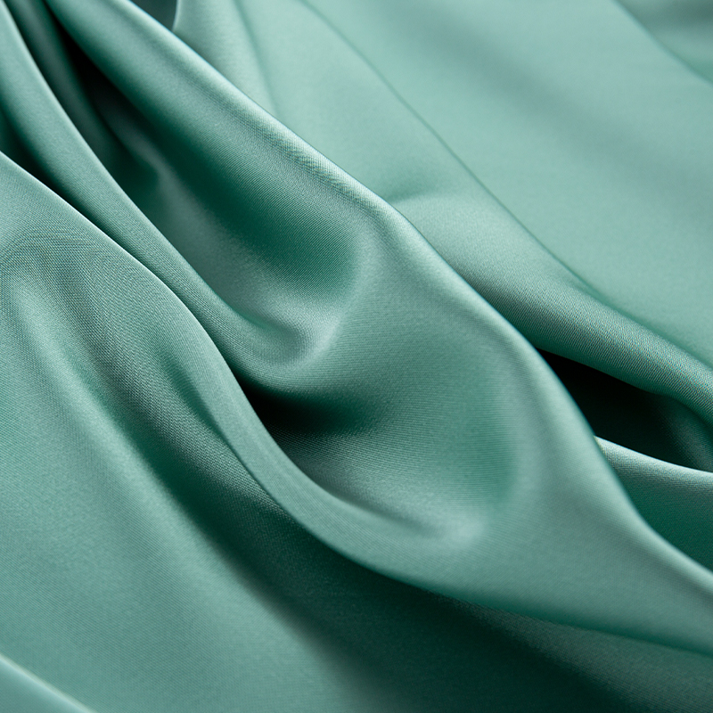 HY386 172GSM Doppelter grüner Satin-Chiffon-Stoff aus Acetatimitat, Modestoff aus Seidenimitat