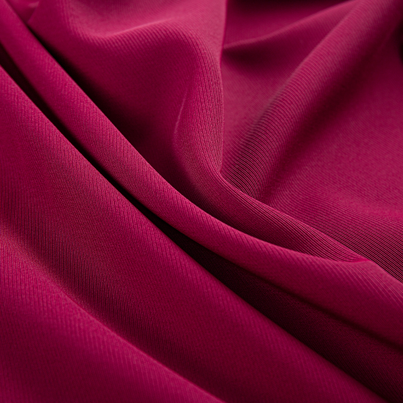 DS382 rot 272GSM Mattmatter Filament-Twill-Stoff, vierseitig dehnbarer Polyester, hautfreundlicher Fall, knitterfrei und verschleißfest